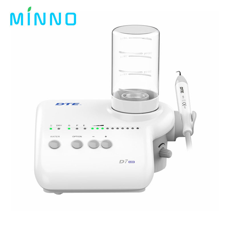 Oral Irrigator USB Wiederaufladbar 10 Ebenen Wasserflosser Portabler Zahnwasserstrahl 600ml Wassertank Haushaltsreinigung Zähne