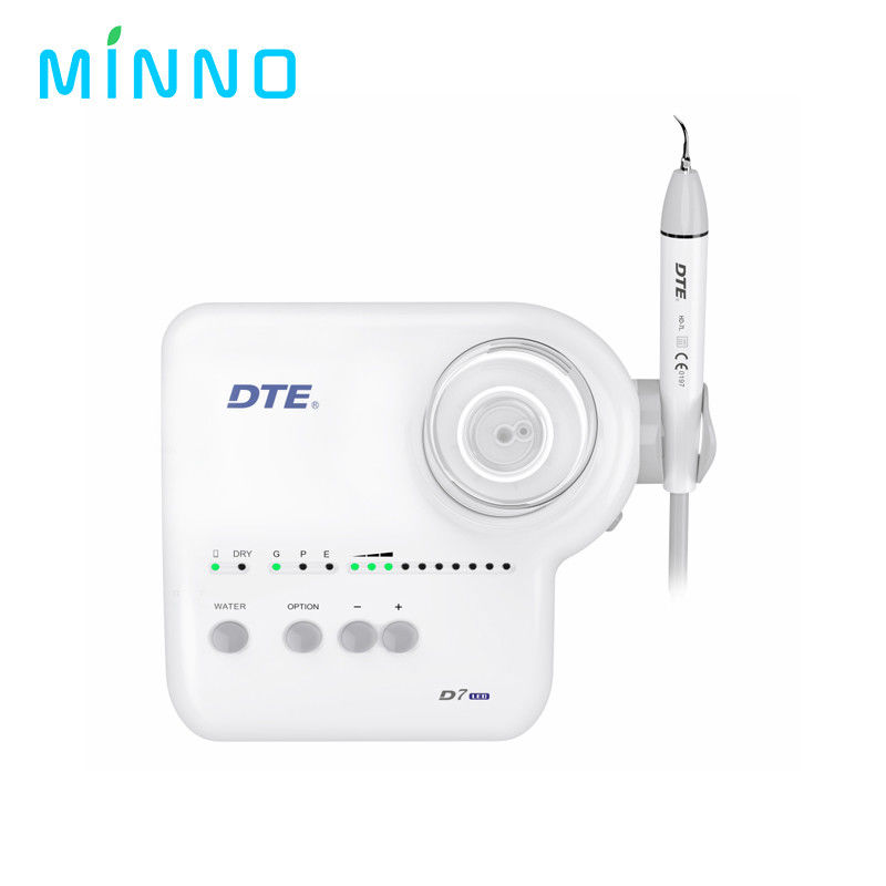 Oral Irrigator USB Wiederaufladbar 10 Ebenen Wasserflosser Portabler Zahnwasserstrahl 600ml Wassertank Haushaltsreinigung Zähne